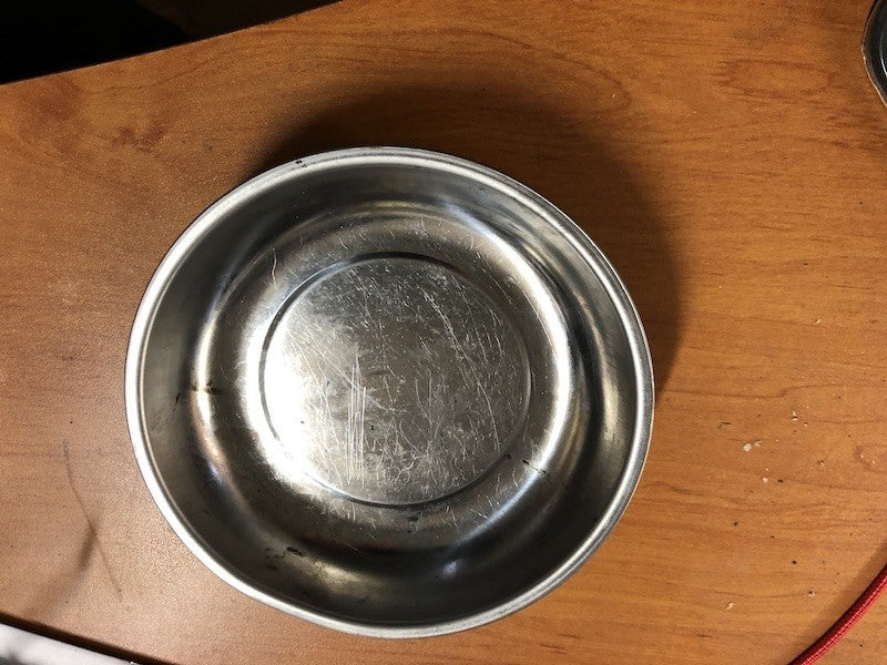 Recipient magnétique
