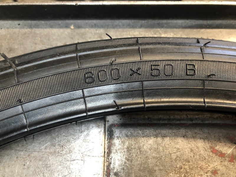 Black tire in 600 x 50 B