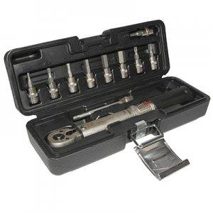 Clé dynamométrique avec coffret