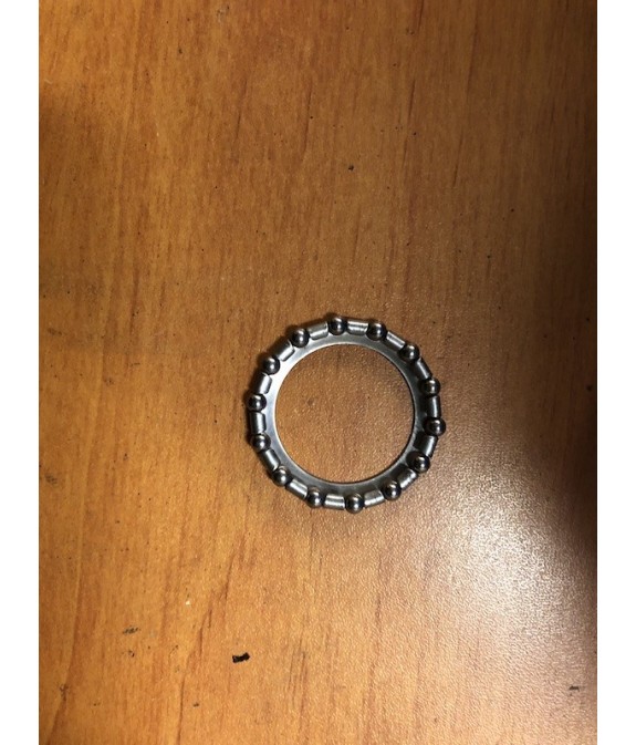 Cage à billes de direction pour cyclomoteurs