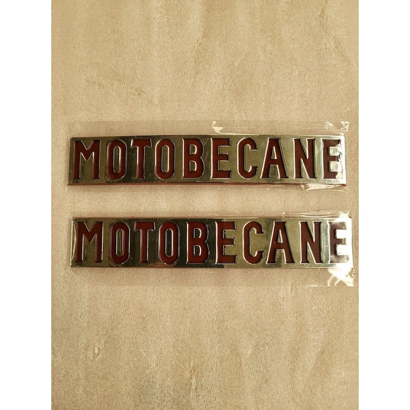 Plaquettes MOTOBECANE fonds or et lettrage rouge