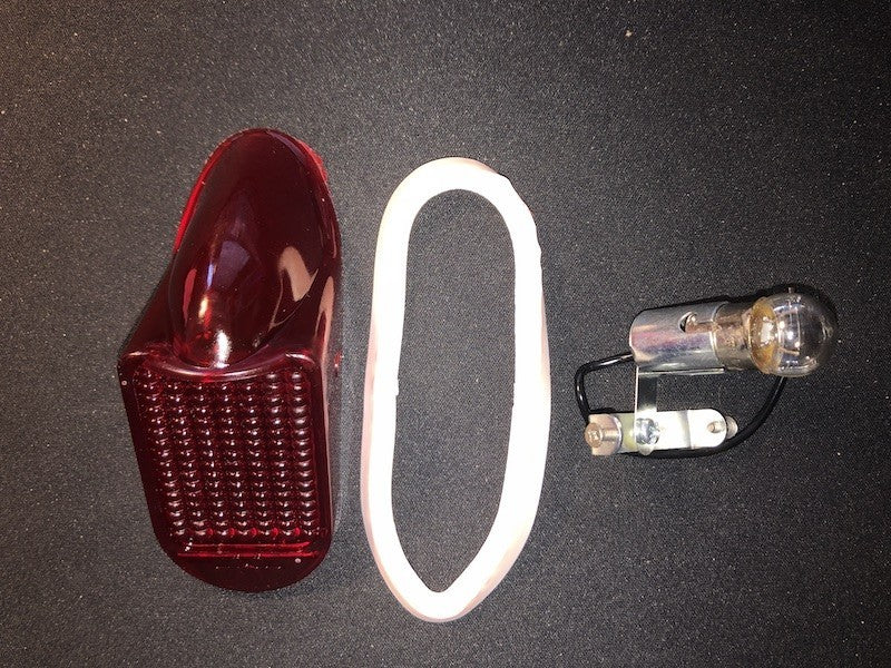 Cabochon et porte ampoule Motobécane de type  "Manducher"
